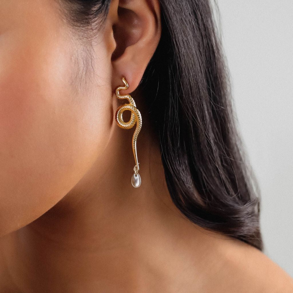 Ori Tao - Venin Snake Earrings Gold